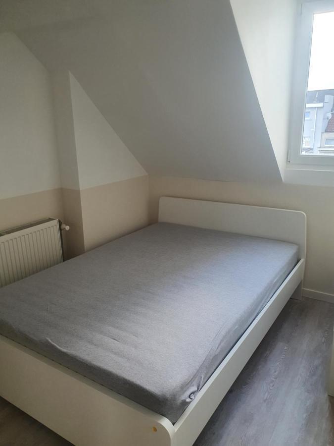 B96 Appart 2 Bedrooms Bruxelles Esterno foto